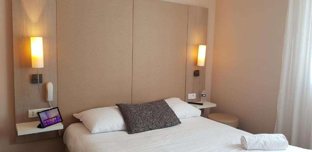 Le Bristol Hotel 3*