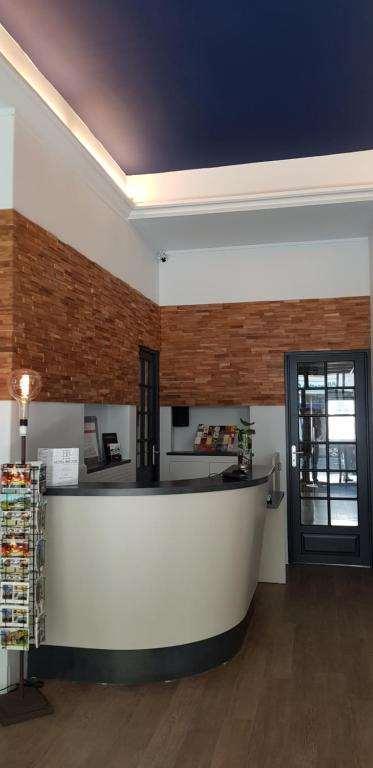 Le Bristol Hotel